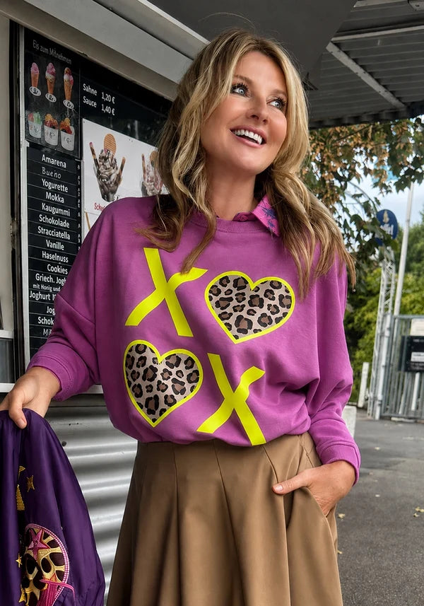 Roundneck XO Leo Hearts - crocus