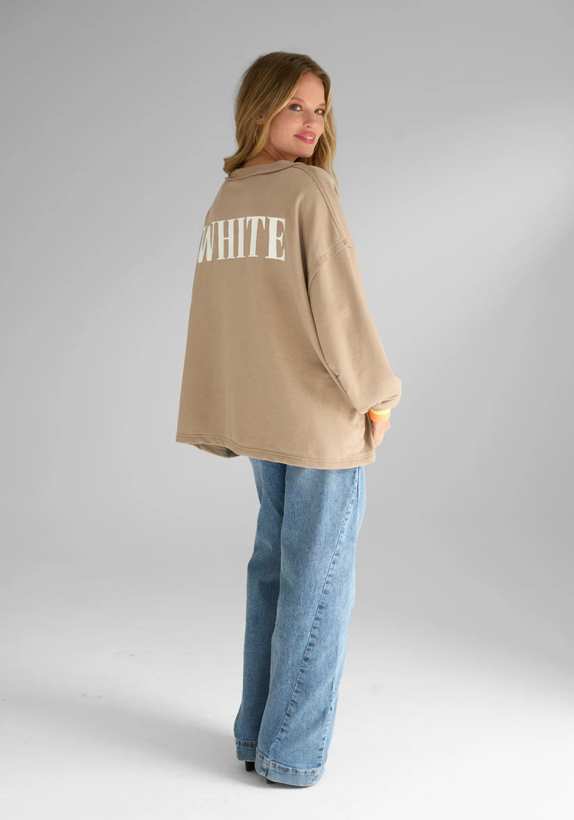 V-Neck wide Black and White - sand
