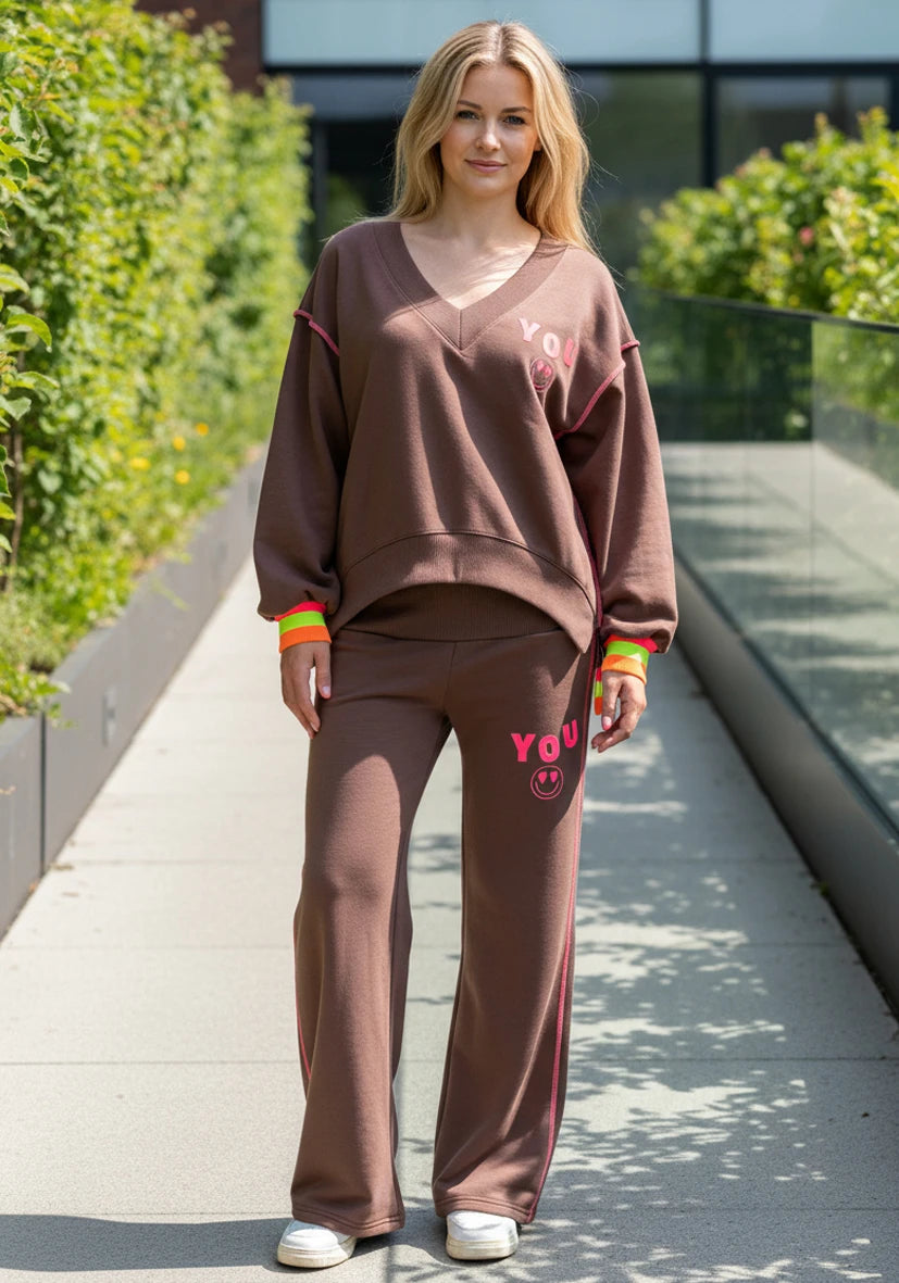 Sweatpants Hey you! - chocolate