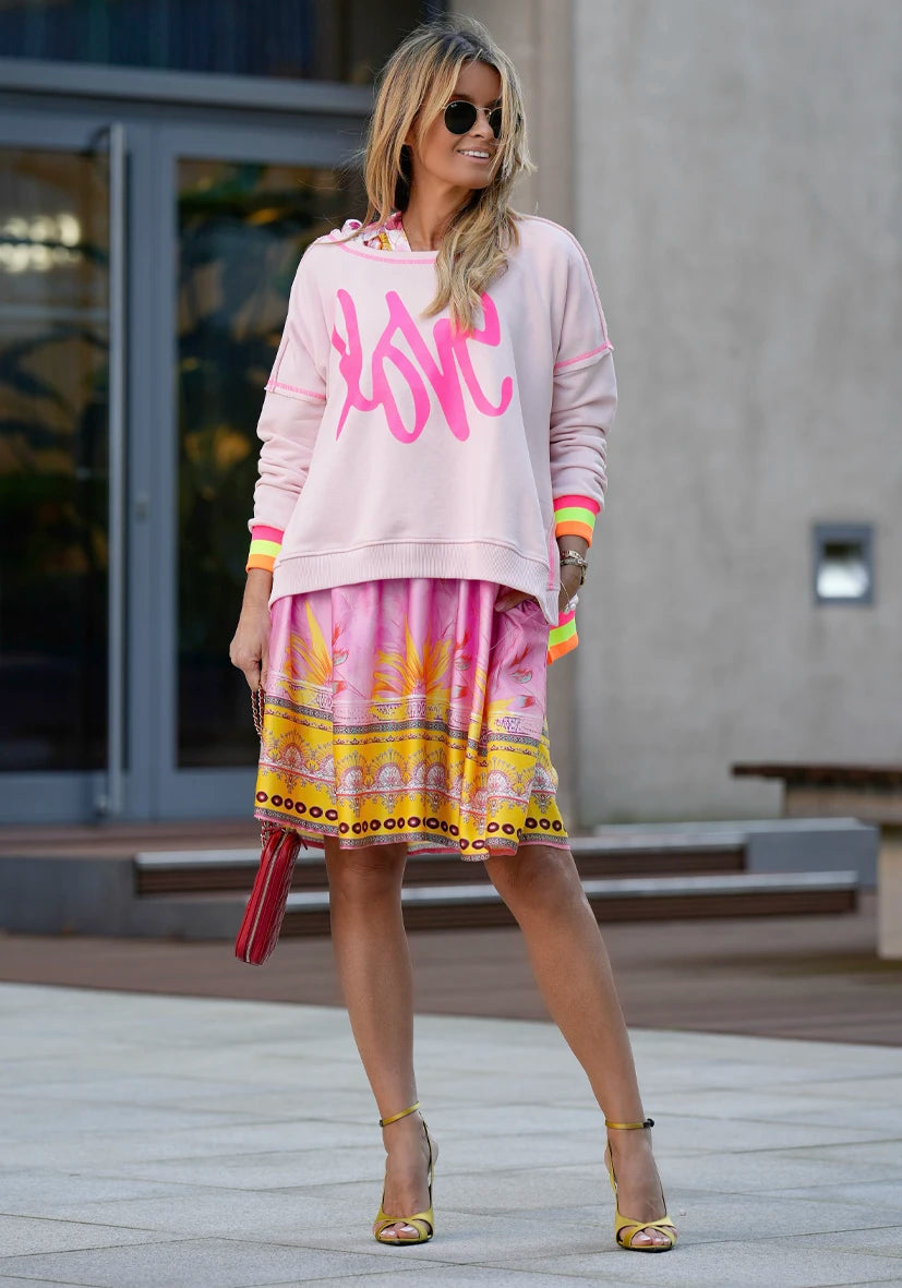 Roundneck short Love me - rosa