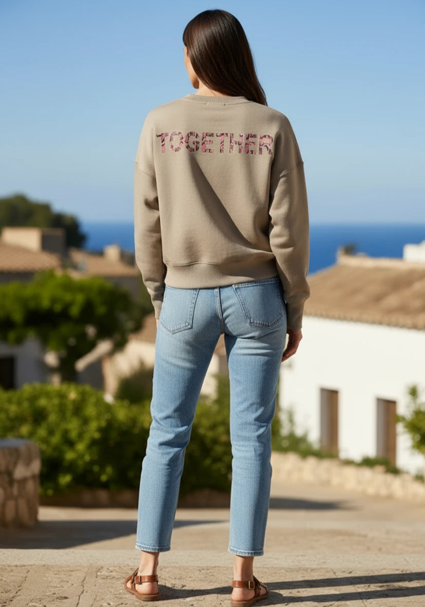 Roundneck Forever - sand