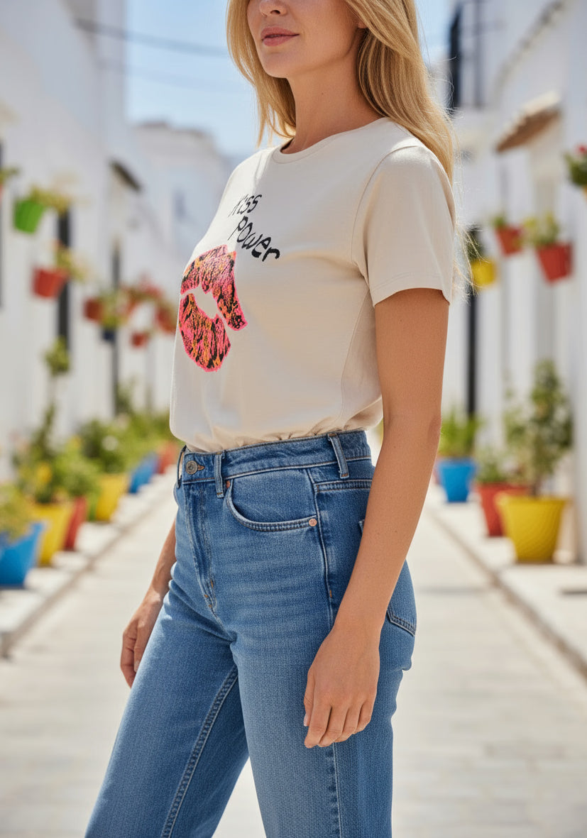 T-Shirt Roundneck Kiss Power - sand