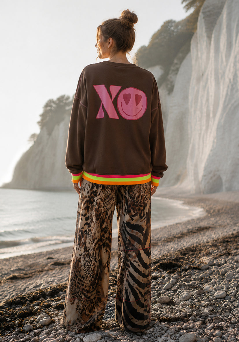 Roundneck XO Heartface - braun