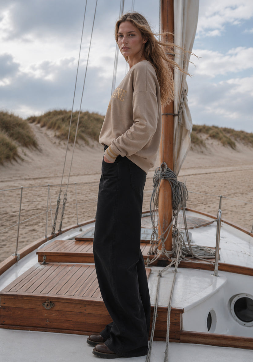 V-Neck Champagne Crew - sand