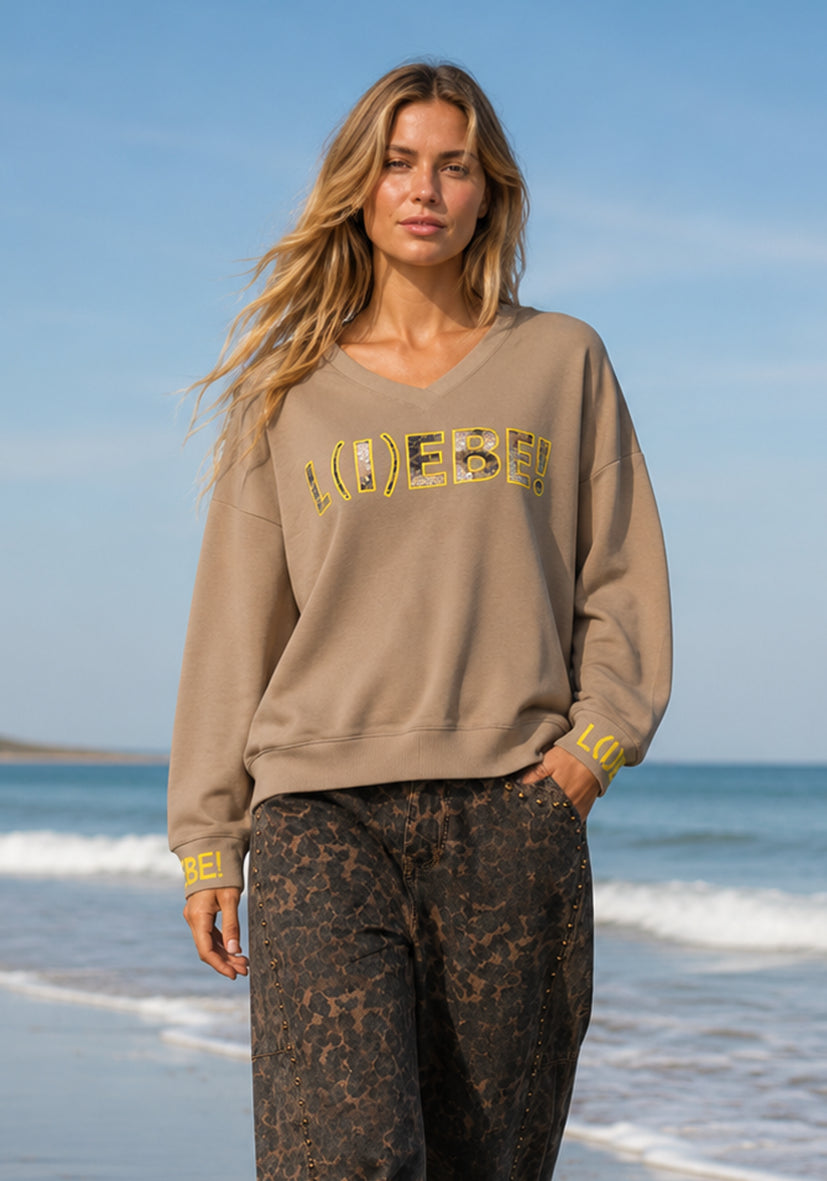 V-Neck L(I)EBE Leo - sand