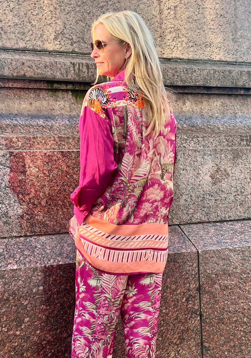 Blouse Tiger in the jungle - berry