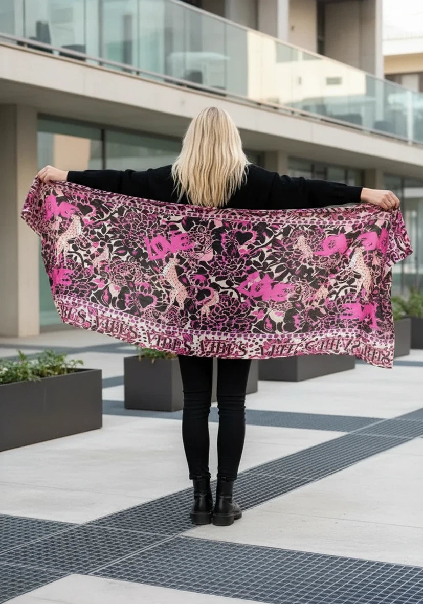Scarf Love Vibes