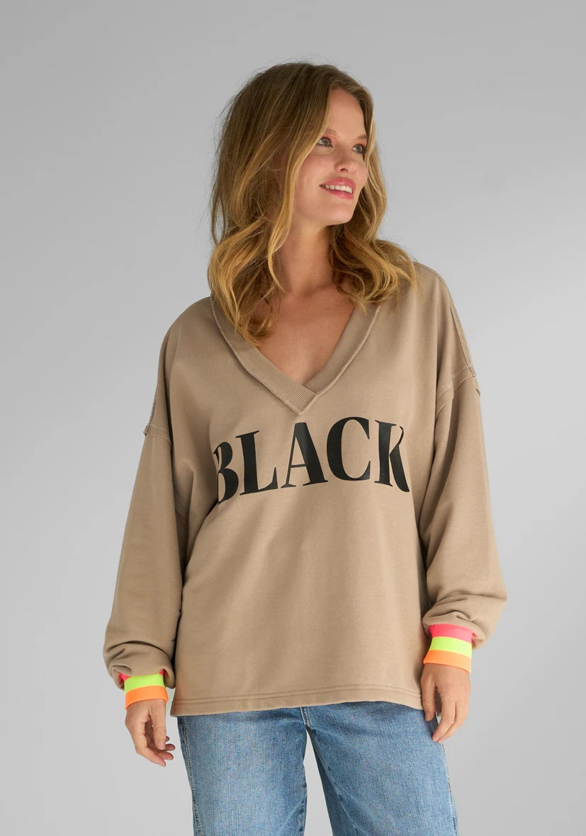 V-Neck wide Black and White - sand