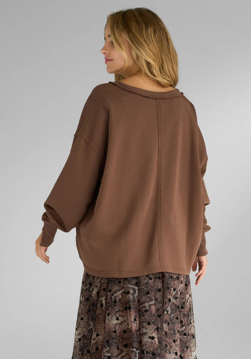 V-Neck wide Fame - chocolate