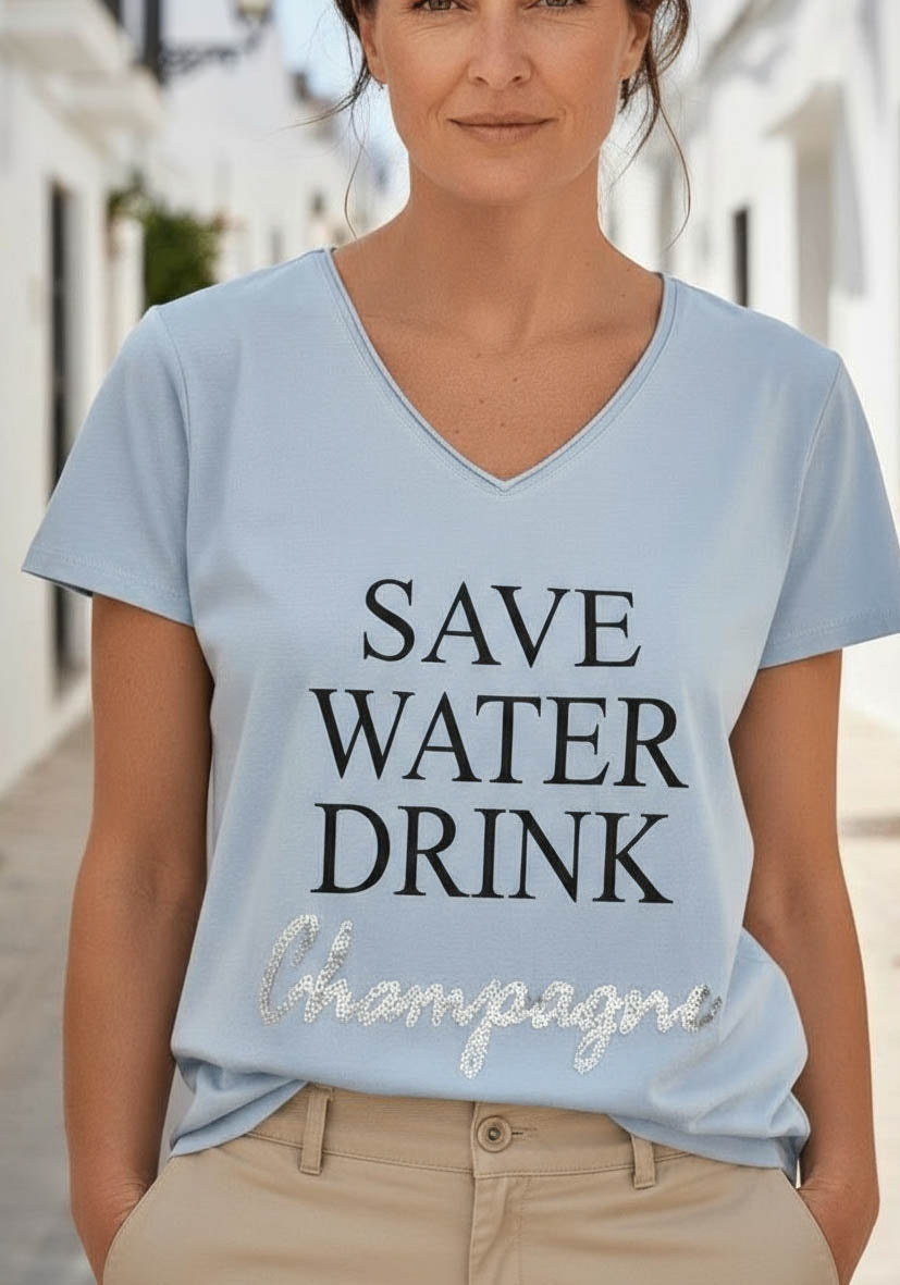 T-Shirt V-Neck Save water drink champagne - hellblau
