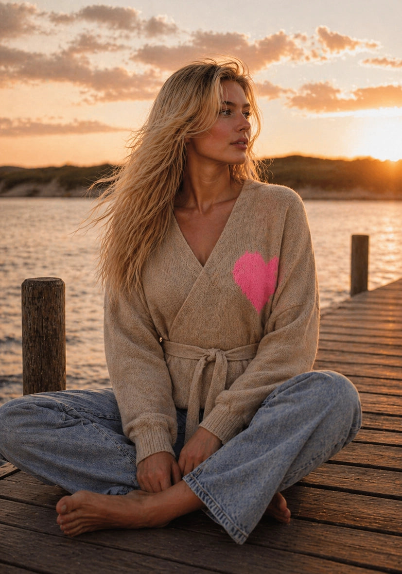 Pullover Cache Couer Hearts - camel