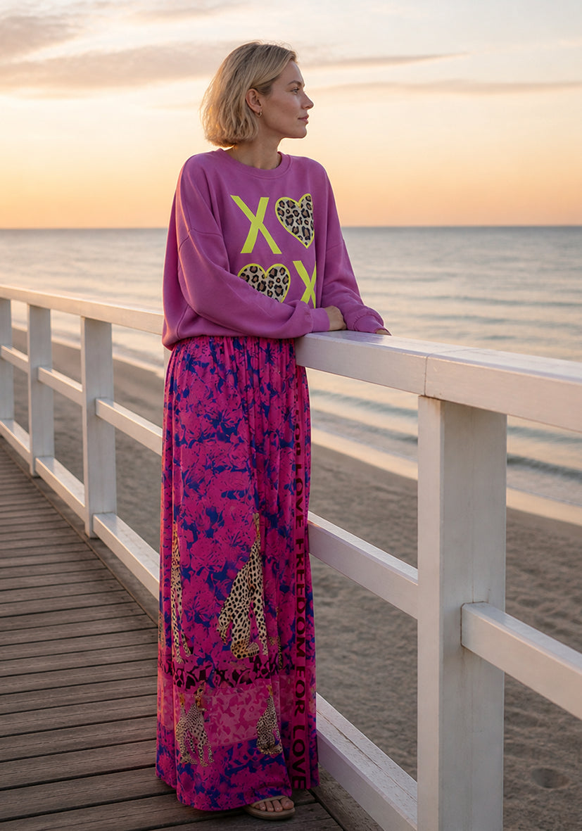 Roundneck XO Leo Hearts - crocus