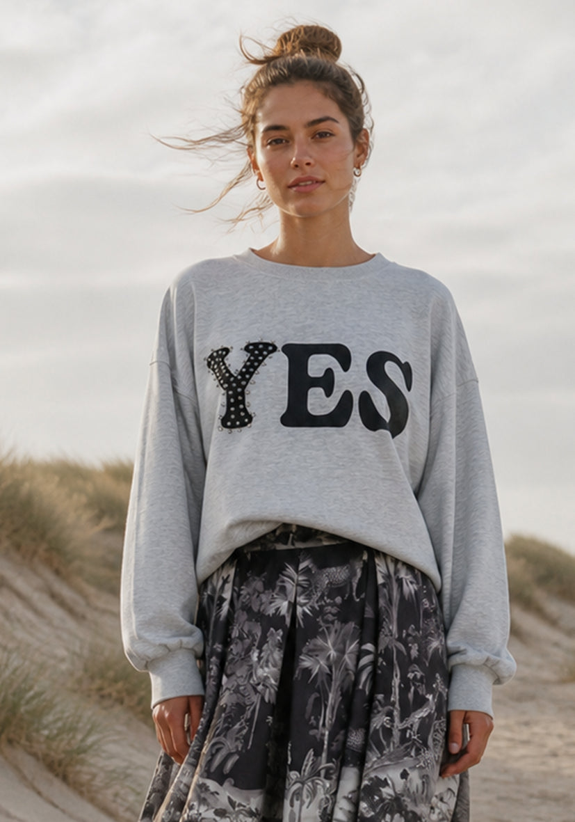 Roundneck Wide YES - grau
