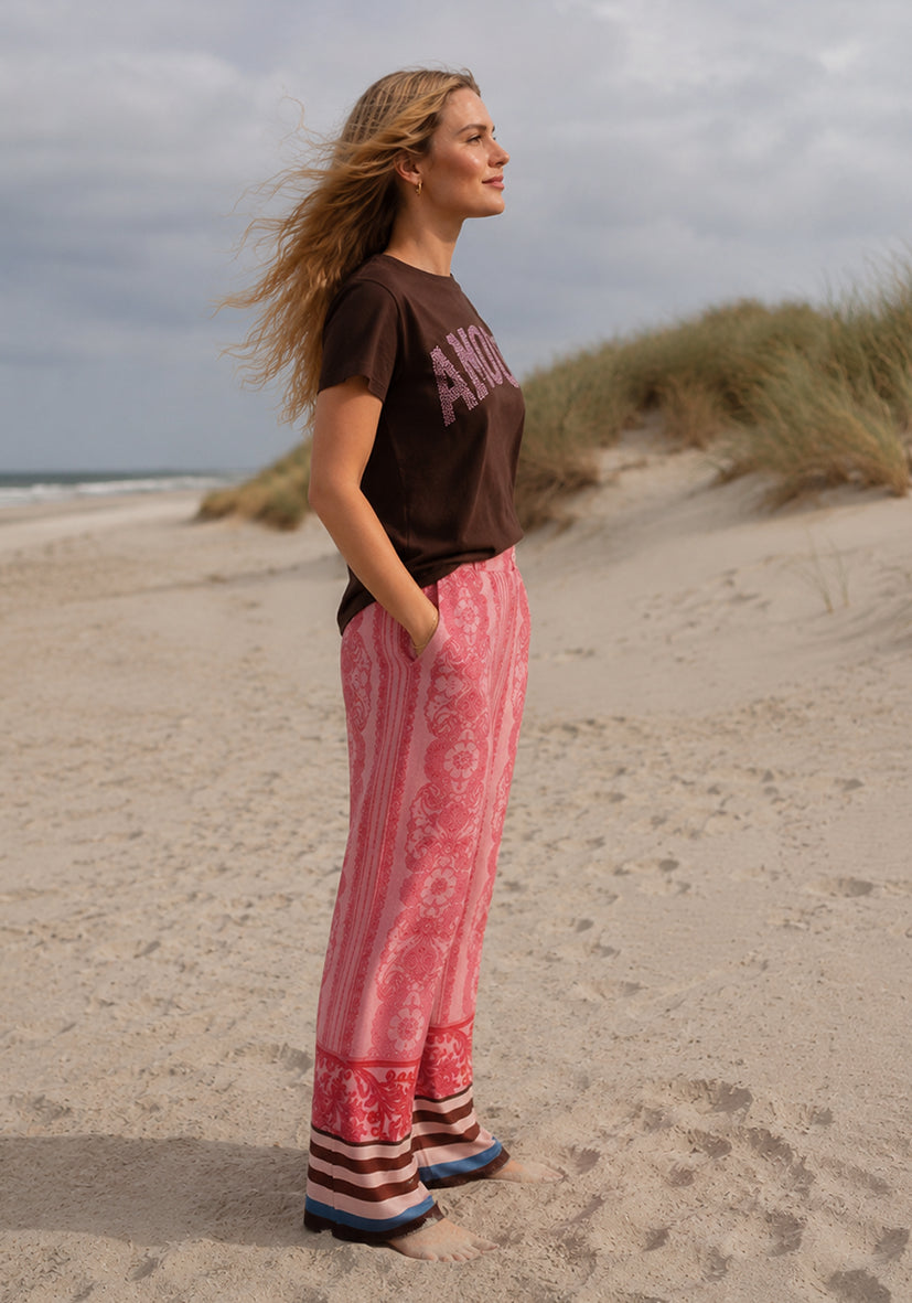 T-Shirt Roundneck Amour - braun