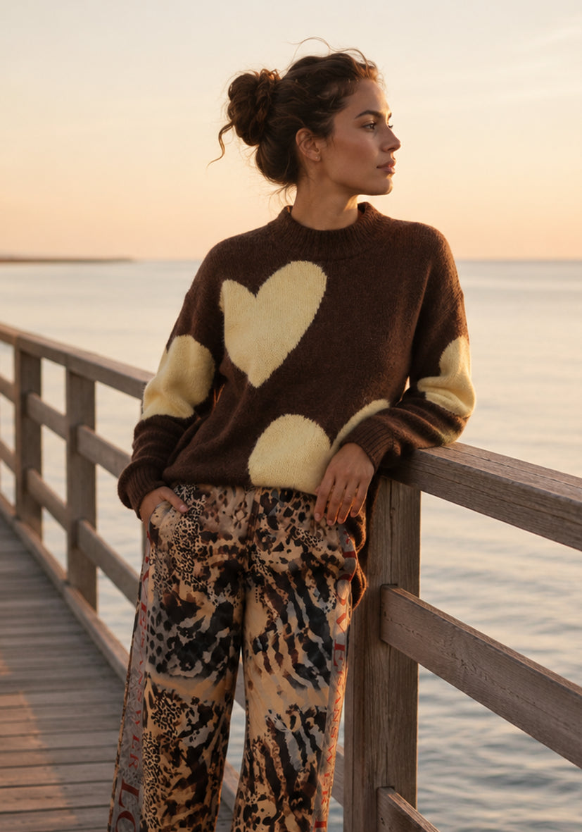 Knit Sweater Big Hearts - brown