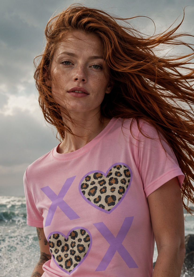 T-Shirt Roundneck XO Leo Hearts - flashrose